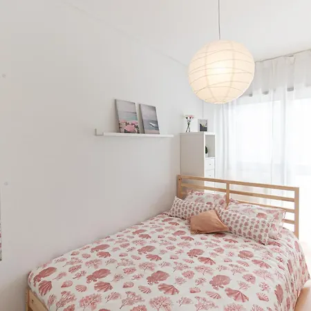Cozy - Bus & Parking - 5min From Downtown Porto & Gaia Apartment Oliveira do Douro (Vila Nova de Gaia)