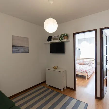 Cozy - Bus & Parking - 5min From Downtown Porto & Gaia Oliveira do Douro (Vila Nova de Gaia)