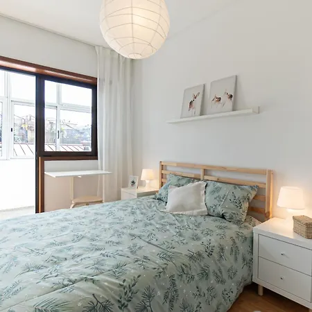 Apartment Cozy - Bus & Parking - 5min From Downtown Porto & Gaia *