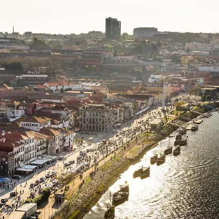 Cozy - Bus & Parking - 5min From Downtown Porto & Gaia Apartment Oliveira do Douro (Vila Nova de Gaia)